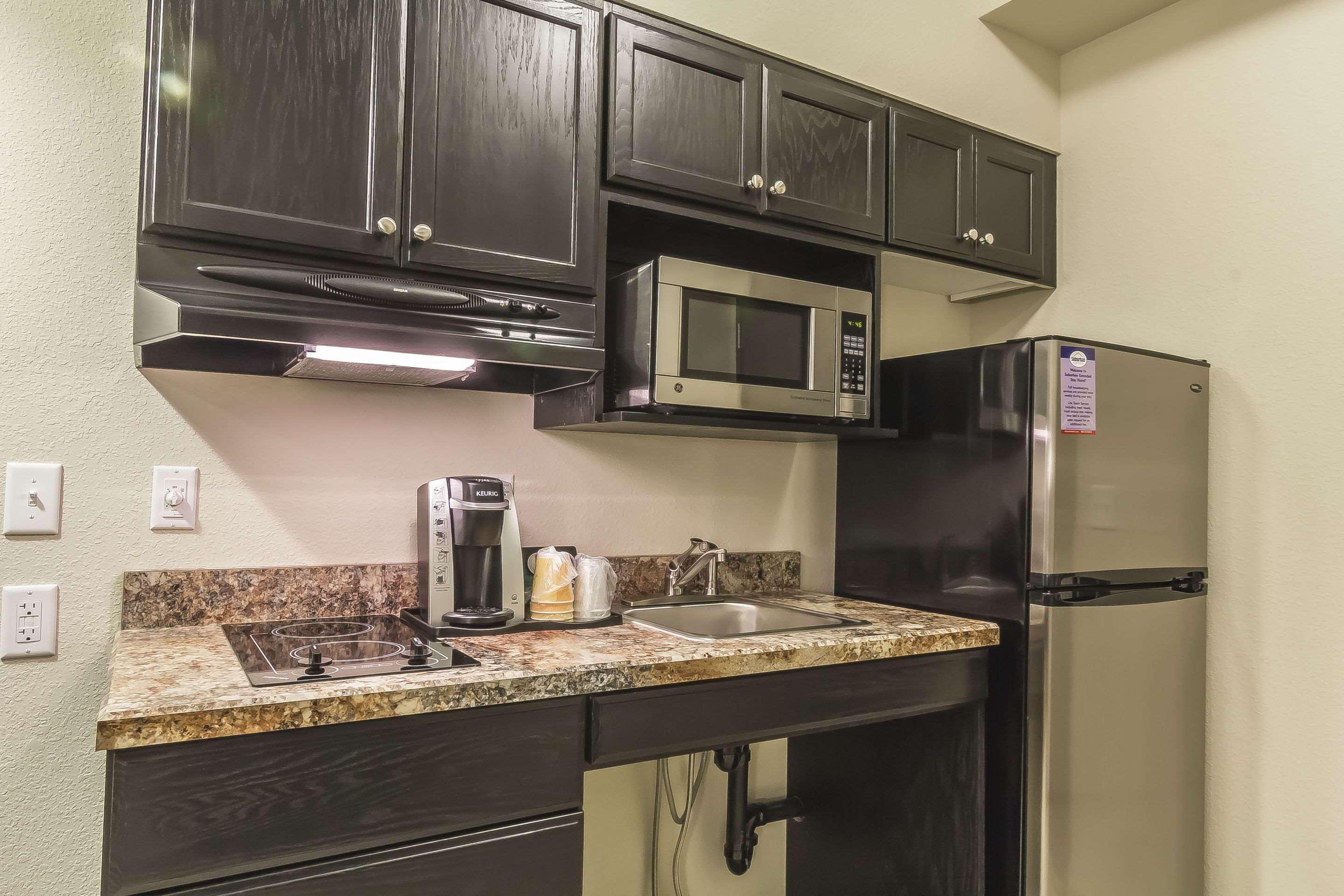Quality Inn & Suites Moose Jaw Εξωτερικό φωτογραφία